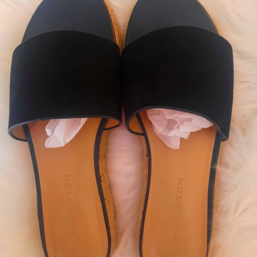 Halston Sandals